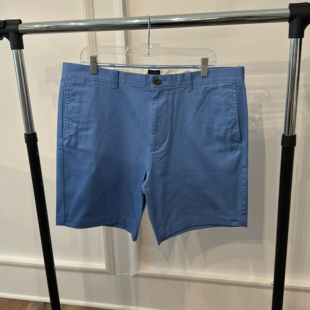 J. Crew 11” flex chino short - Size 36